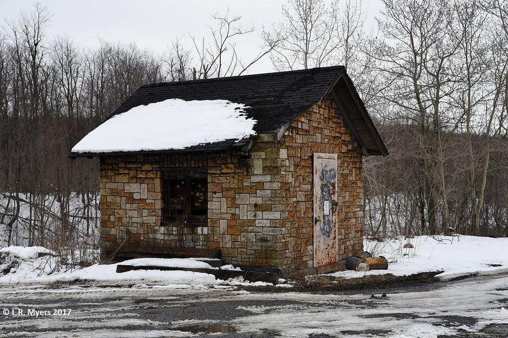 170317_15_gallitzin 3/2017 Gallitzin, PA SF section shed… Flickr