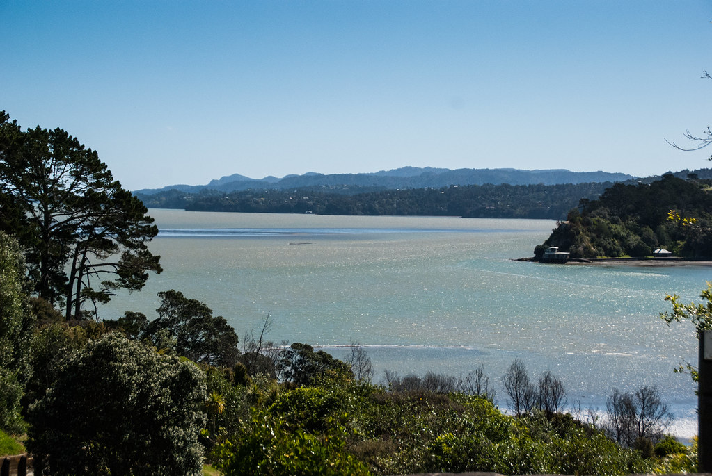 Tide Manukau Harbour from Lynfield Cove.… Flickr