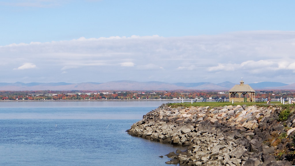 Depuis StMicheldeBellechasse, on aperçoit l'Iled'Orléa… Flickr