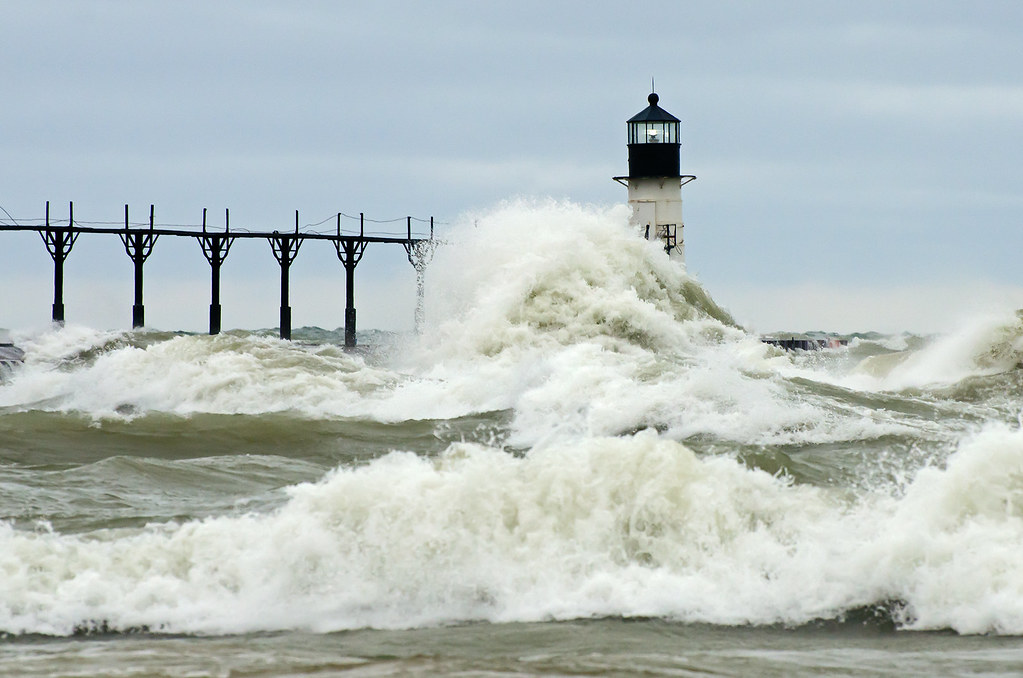 Waves on Lake Michigan Flickr