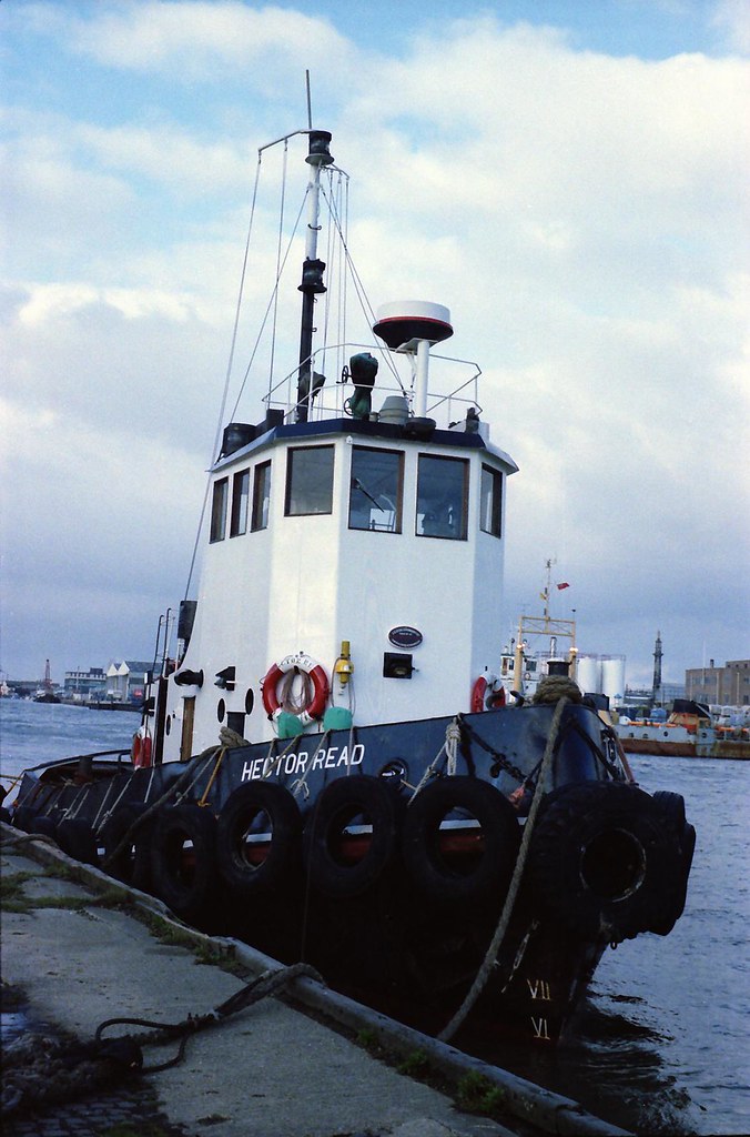 Great Yarmouth Harbour tug Hector Read Peter Cousins Flickr