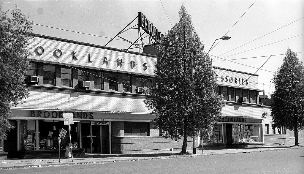 Brookland Accessories Ltd. Sturt St, South Bank 1982 b1939… Flickr