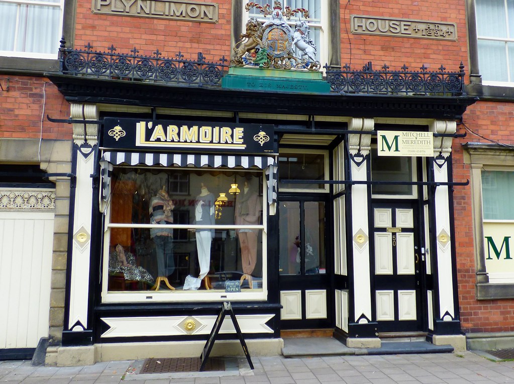 L'Armoire, Llanidloes grassrootsgroundswell Flickr