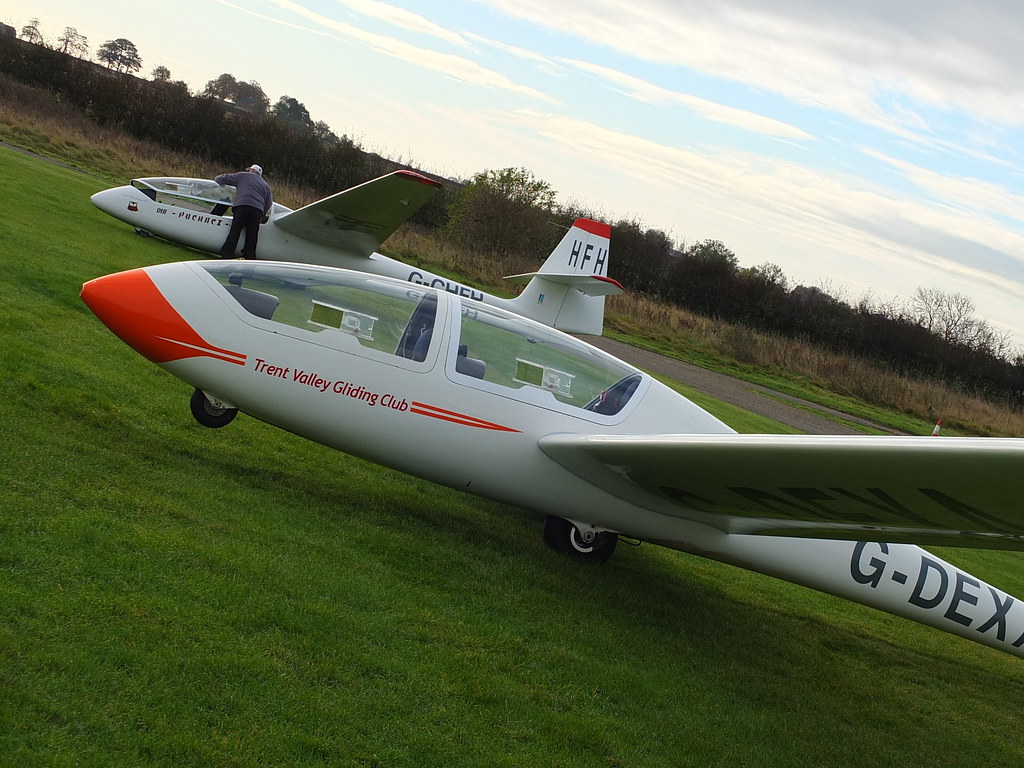 Kirton Lindsey Airfield Flickr