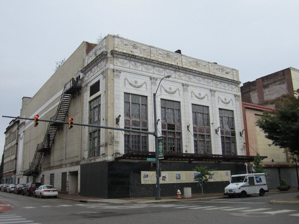 YoungstownFormer LibertyParamount Theatre (CORF) Flickr