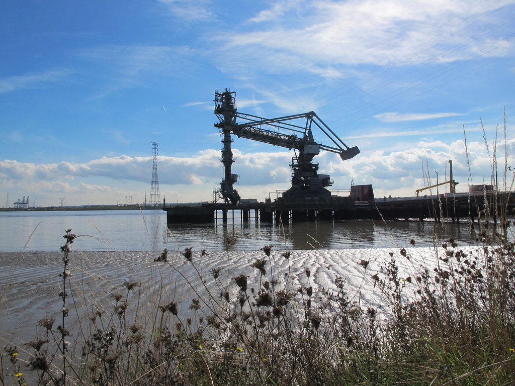 Thames Estuary, Grays duncan cumming Flickr