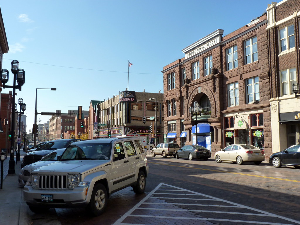 Duluth Superior Street damian entwistle Flickr