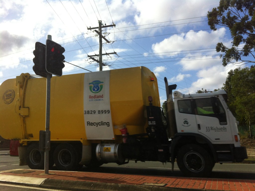 Two redlands recycling trucks finishing for the day Flickr