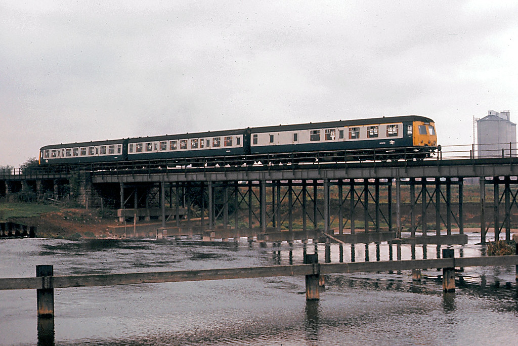 Newark Class 120 Lincoln to Crewe Oct 77 C3608 David Ford Flickr