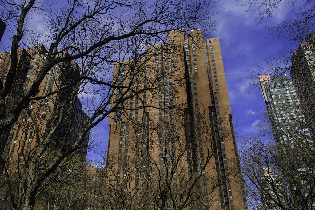 Ruppert Yorkville Towers These look like institutional bui… Flickr