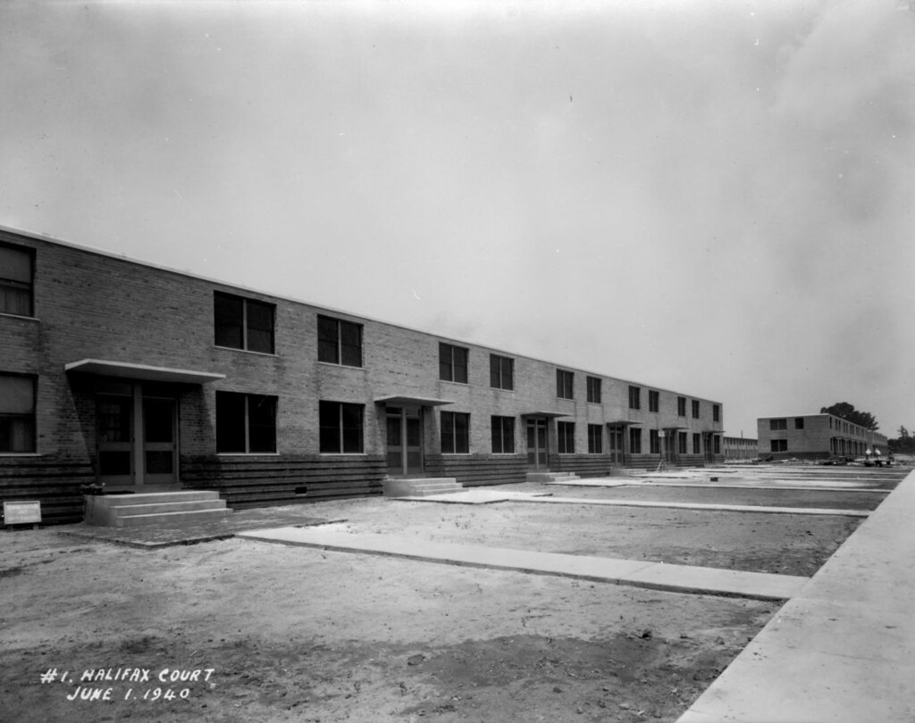 N_53_16_1989 Halifax Court Housing Project, North Blount S… Flickr