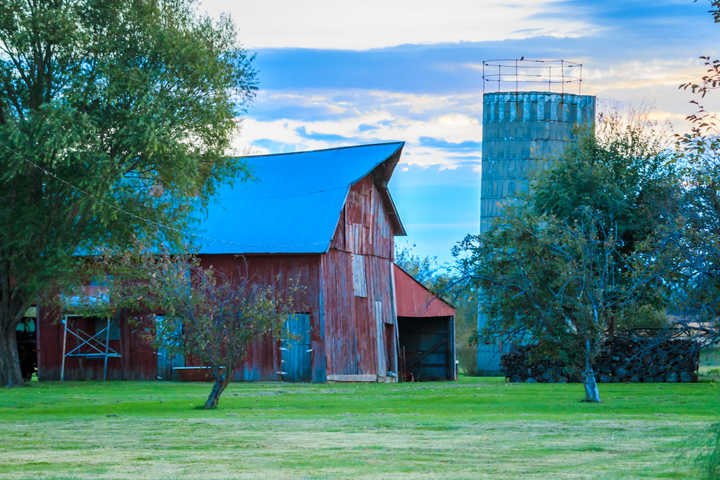 barn and silo gordon huggins Flickr