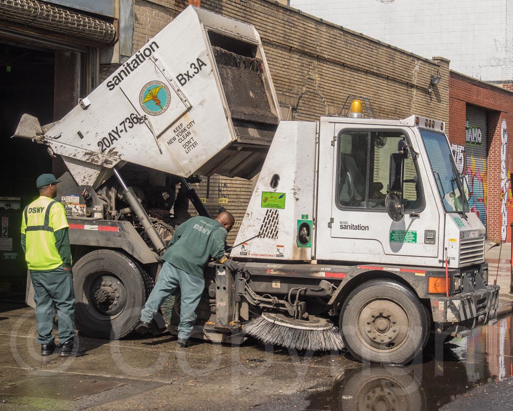 Sanitation Street Sweeper Truck, West Bronx, New York City… Flickr