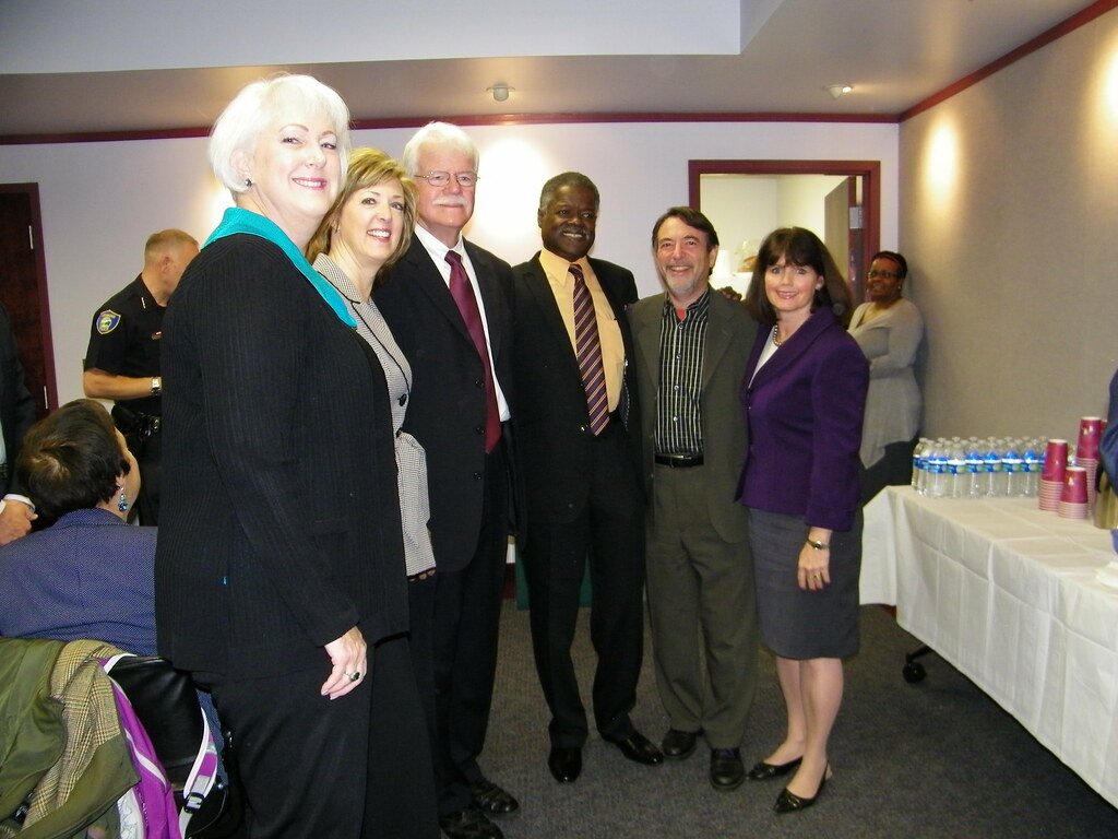 Contra Costa County Supervisors Karen Mitchoff, Mary Pieph… Flickr