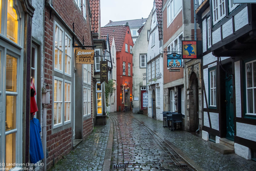 Schnoor Bremen A Rainy Day Landleven Irma Lit Flickr