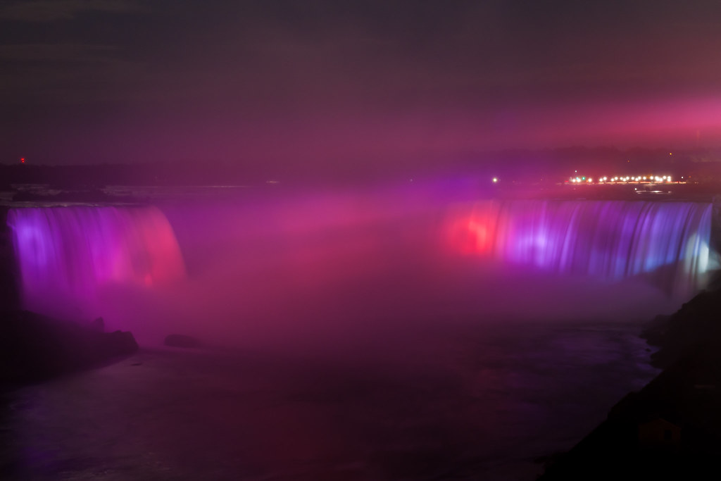 Horseshoe Falls Nightime The Horseshoe Falls, also known a… Flickr