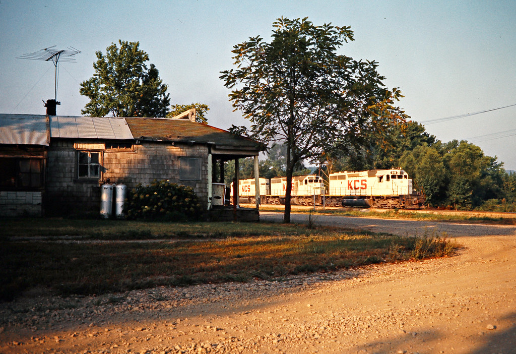 KCS, Hatton, Arkansas, 1977 Northbound Kansas City Souther… Flickr