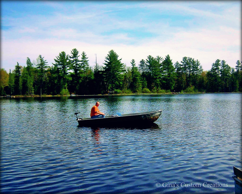 Going Fishing on Korth Lake A private, no wake lake in Cle… Flickr