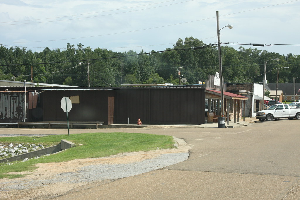 Mize, MS Napa Auto Parts (1st) (Former) Andy Tucker Flickr