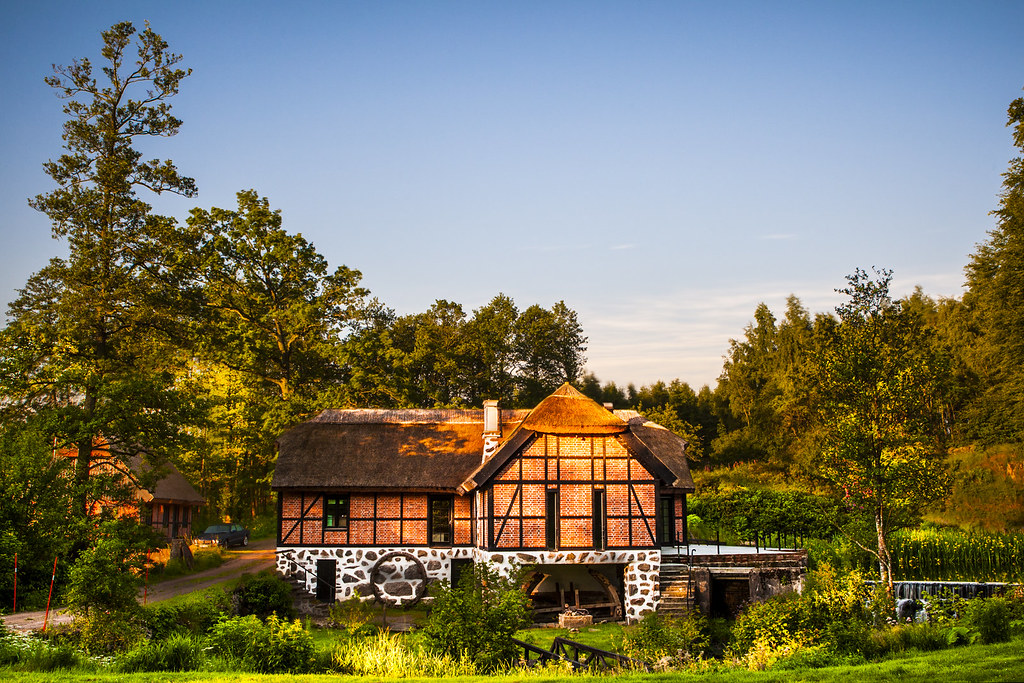 Swedish Lake House Christopher WölnerHanssen Flickr