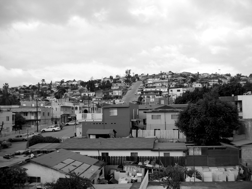 COLONIA LIBERTAD, TIJUANA, MEXICO 2005 Mario Lozano Flickr