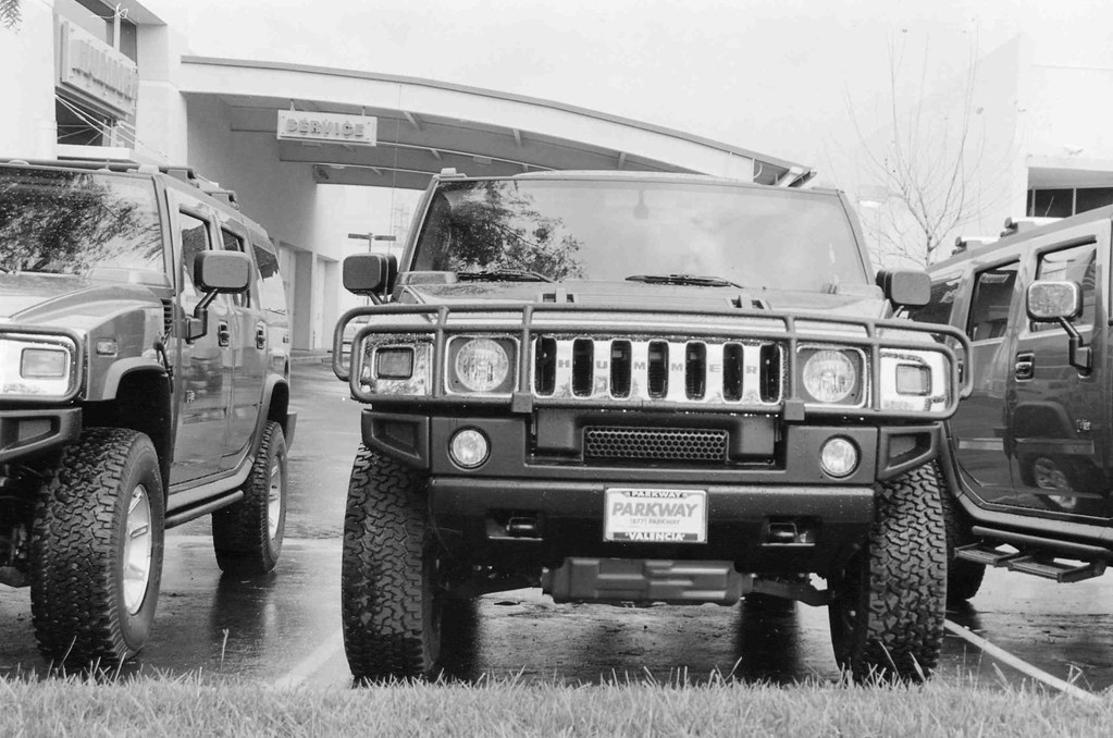 Hummer dealership pritylittlepixie Flickr