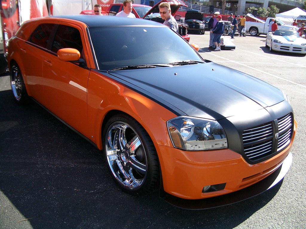 Dodge Magnum Custom May be made with MOPAR parts since