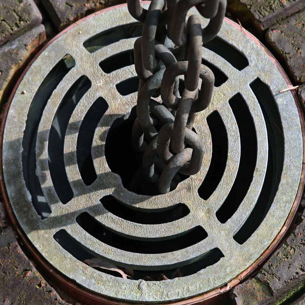 roof tension chains Colney Woodland Burial Park Norwich, N… Flickr