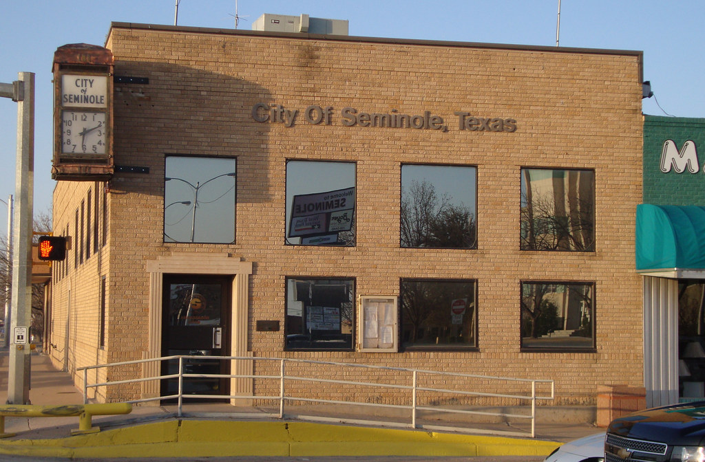 Seminole, Texas City Hall Located at the very busy interse… Flickr