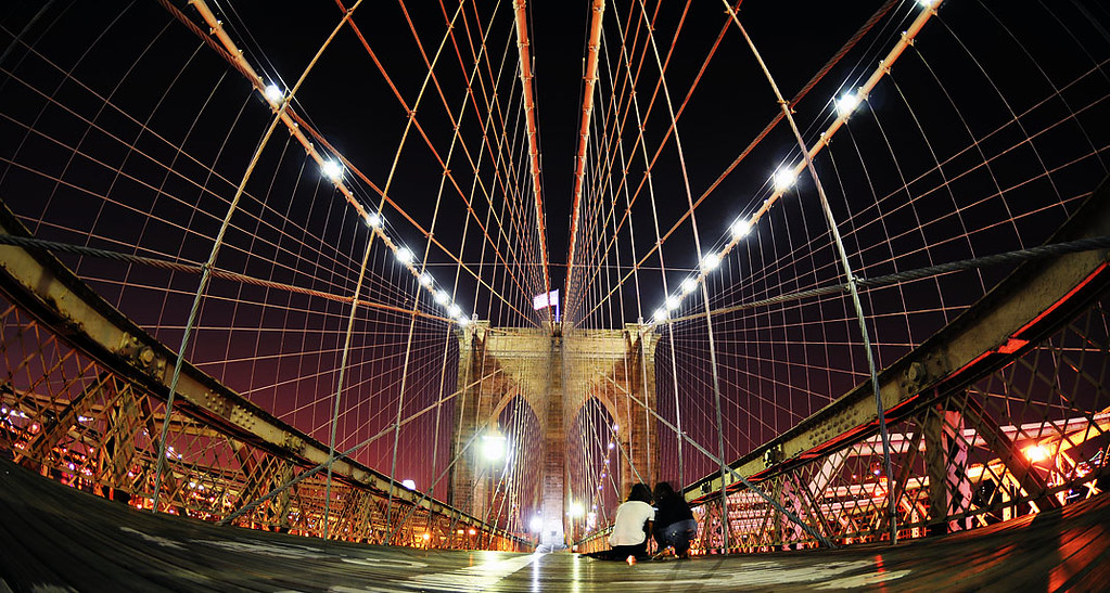 Brooklyn Bridge Taget sent om en afton, med 10,1mm fisheye… NA foto