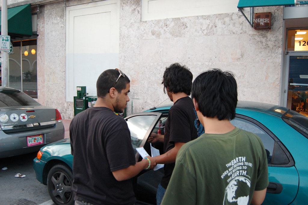 scooter pick up Joseph Garcia Flickr