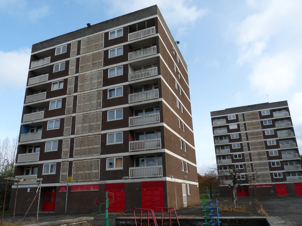 Lyndale Road Estate Summerston Set in a very rough part … Flickr