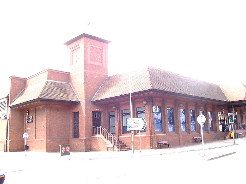 OLD TOWN, SWINDON {OS&G} (Newport St, Swindon, Wilts SN1 3… Flickr