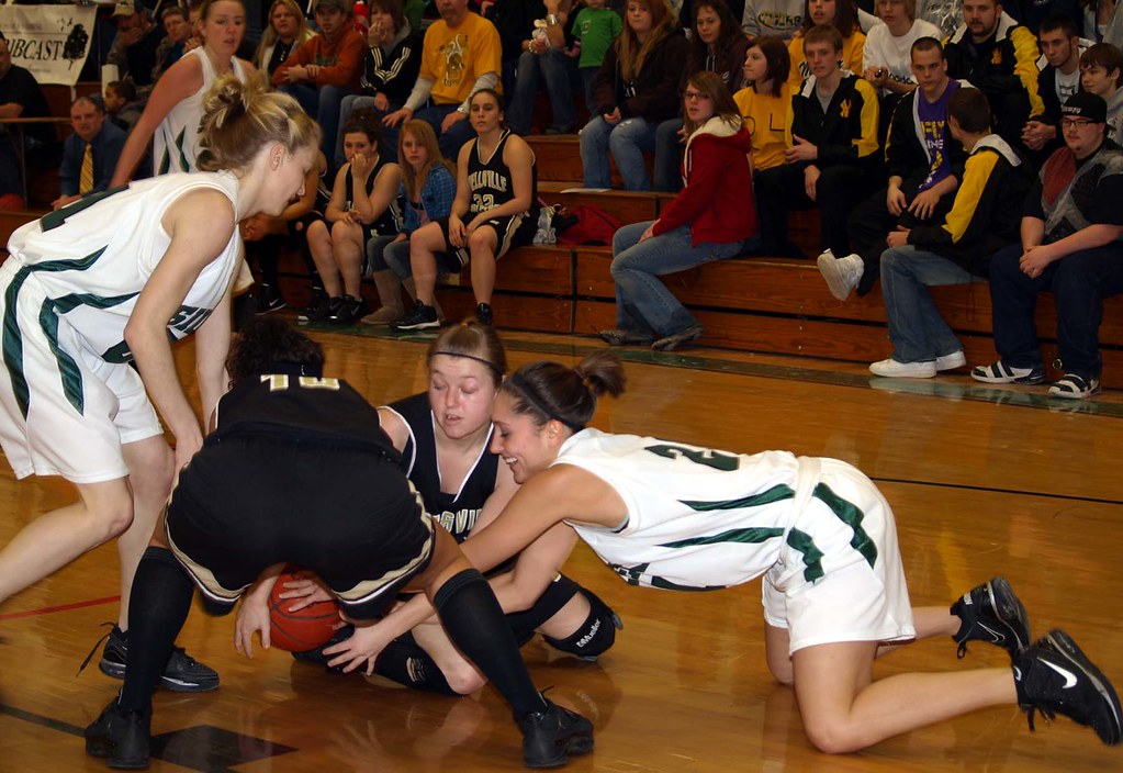 Silex Lady Owls vs. Wellsville Trib photo by … Flickr
