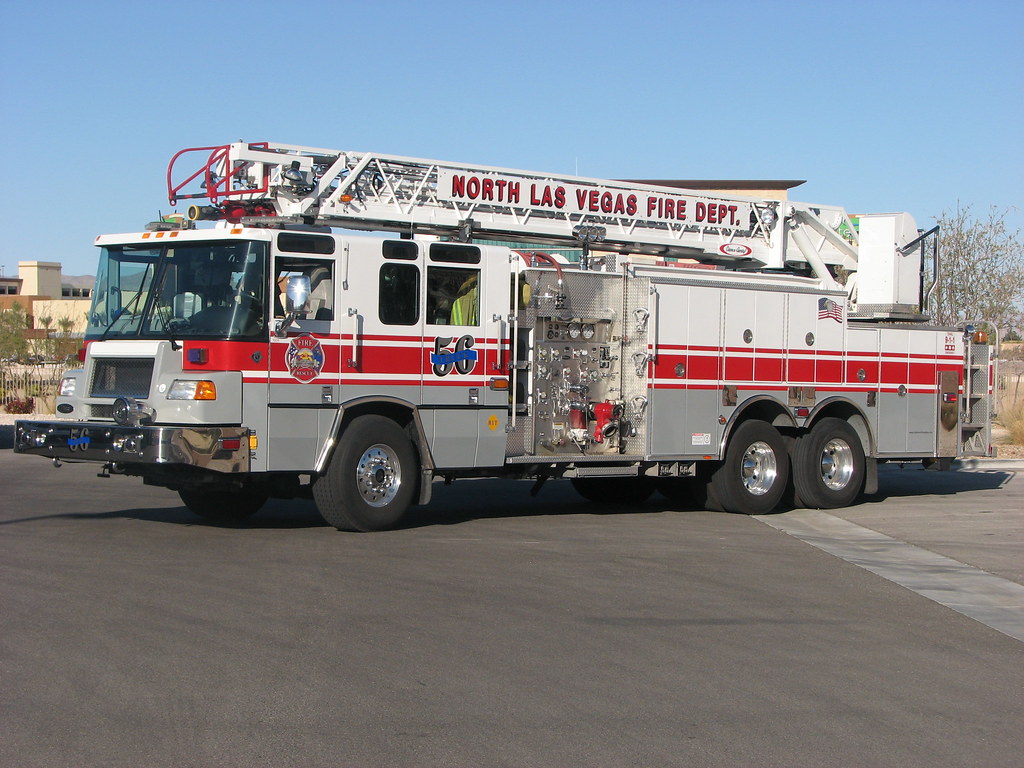 North Las Vegas Fire Station 56 Truck 56, 2004 Pierce Quan… Flickr