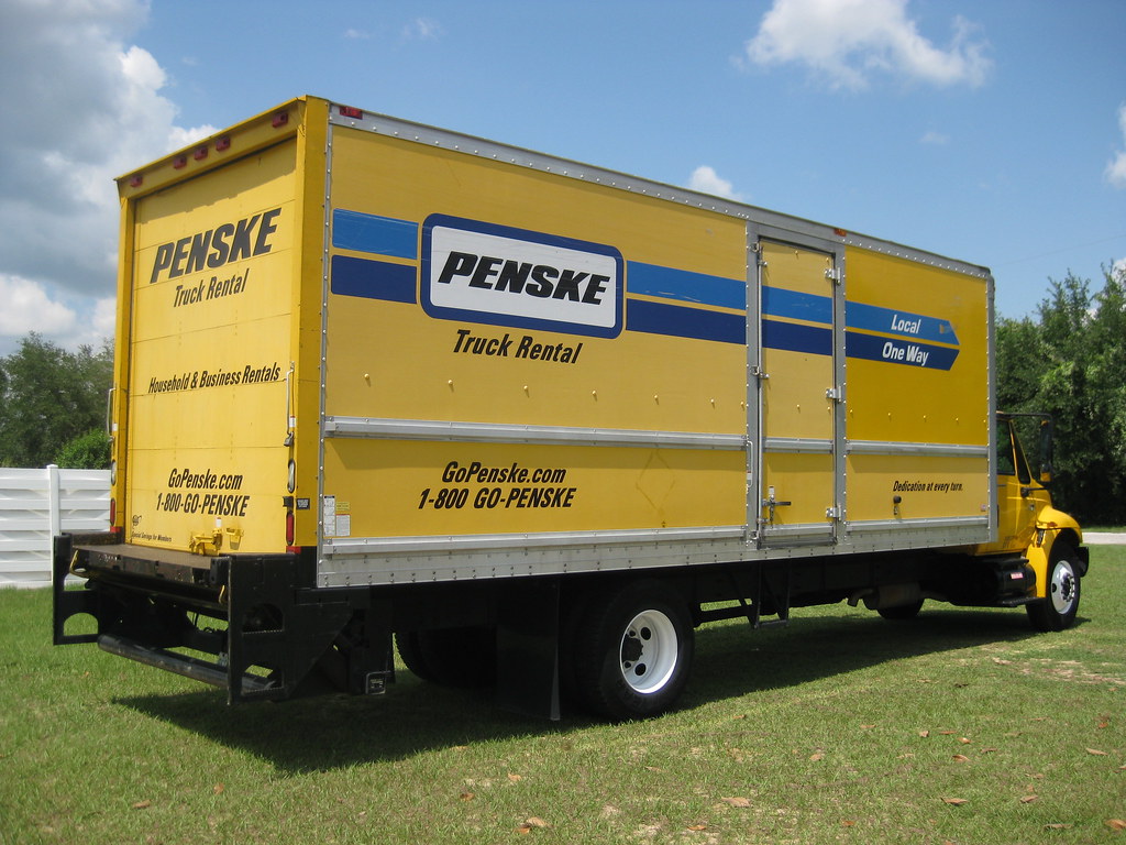 Penske Truck Rental International 4300 / Box Truc… Flickr
