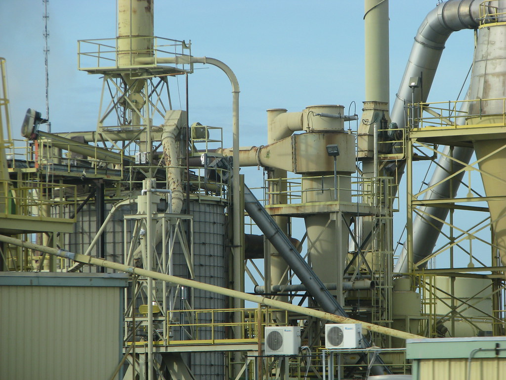 EARL STONEBRIDGE's NEW POWER PLANT... EARL R. STONEBRIDGE.… Flickr