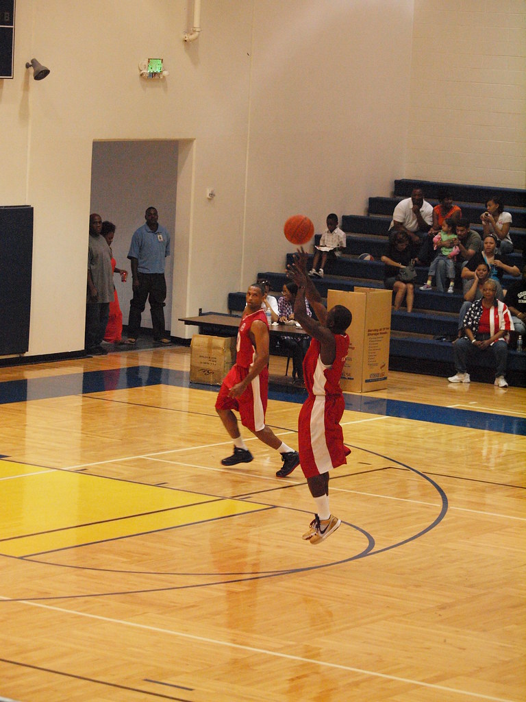 La Marque Texas THE HARLEM ALL STAR LEGENDS former members… Flickr