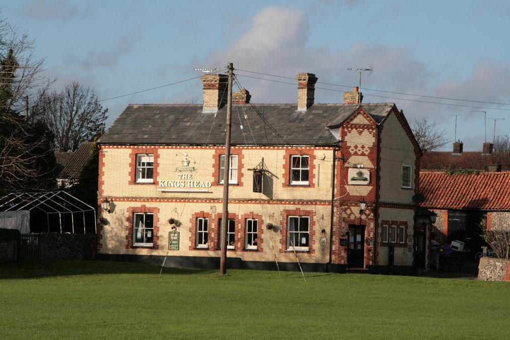 Moulton Village 15112009 Karen Roe Flickr