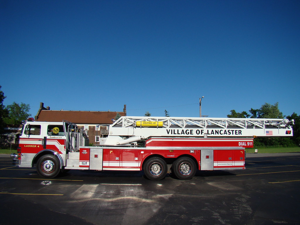 Ladder 4, Lancaster Fire Department Rescue Hook and Ladder… Flickr