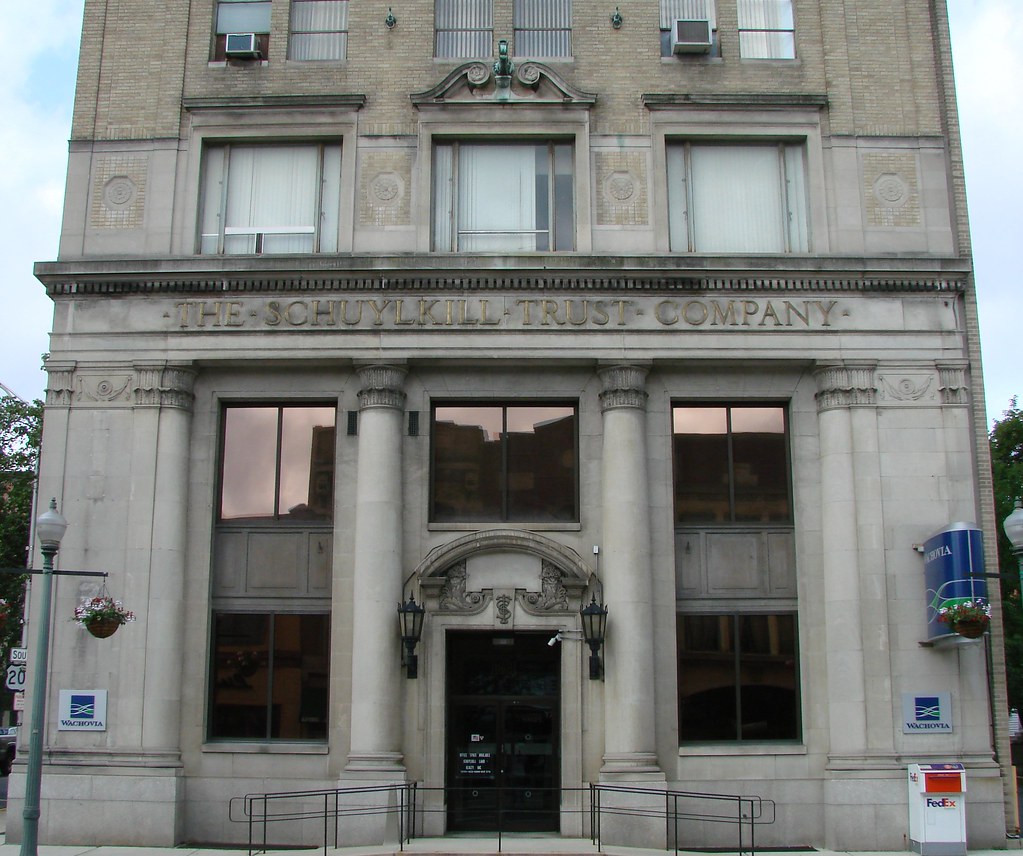 Bank Pottsville, PA3 Seth Gaines Flickr