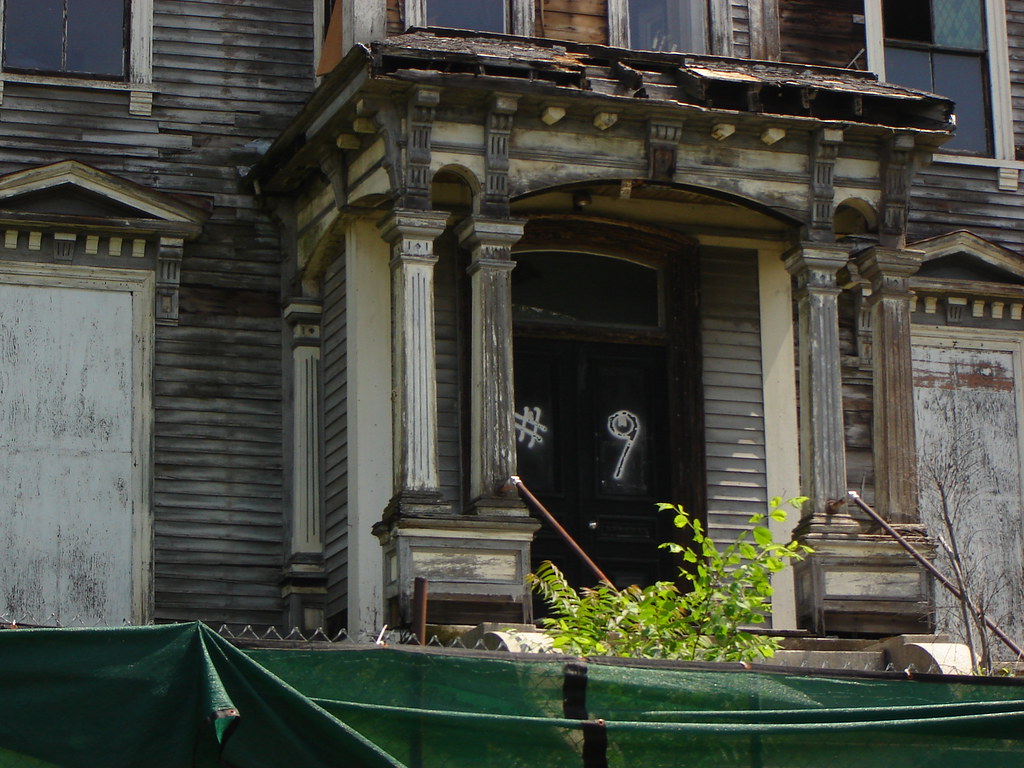 ScoobyDoo House, Watertown MA 1 D. Brigham Flickr