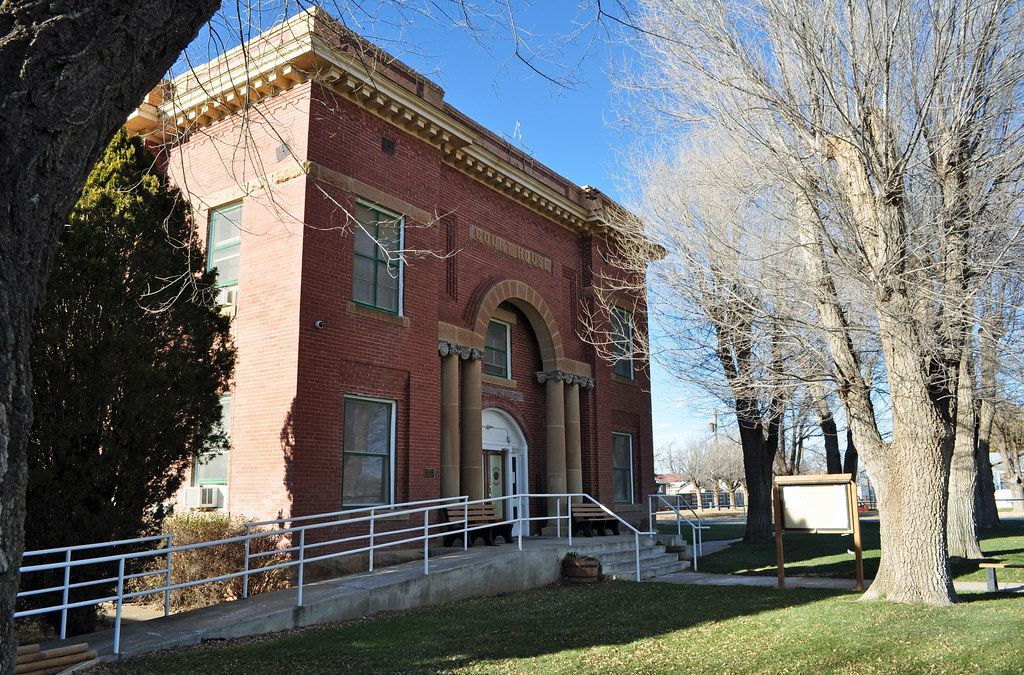 Hartley County Courthouse The Hartley County Courthouse in… Flickr