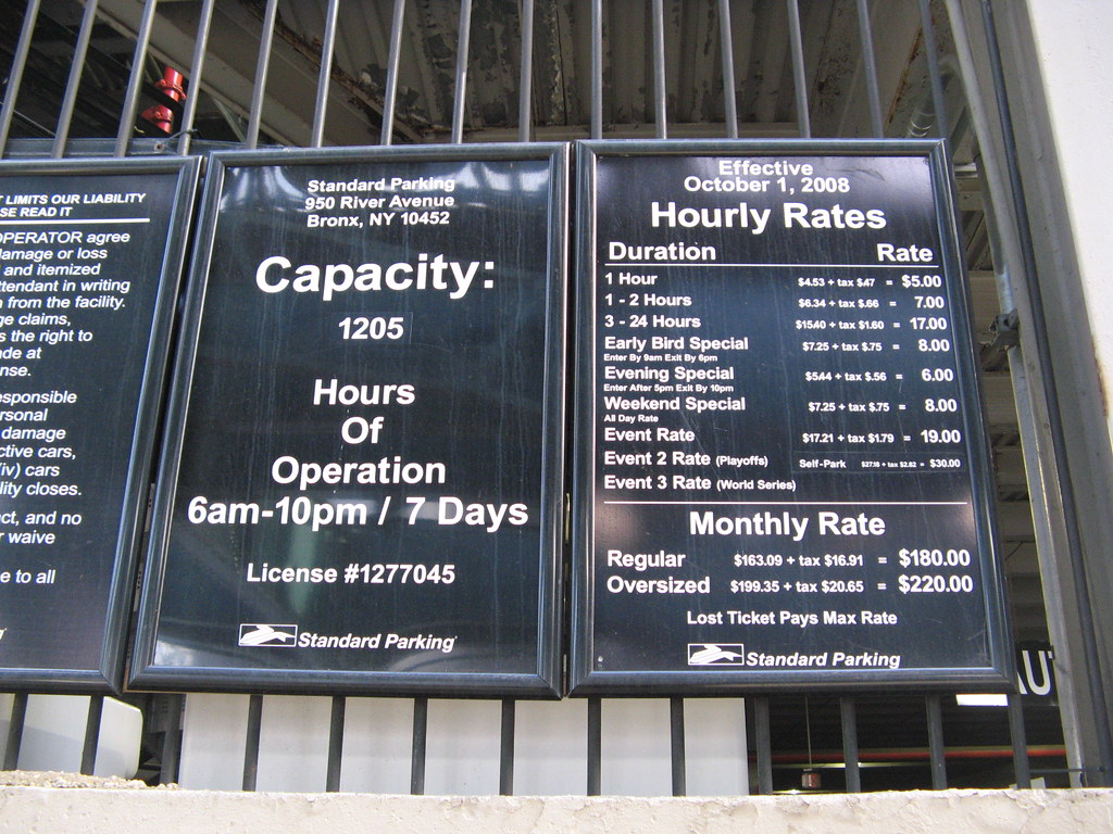 Yankee Stadium, 02/15/10 parking rates at the River Avenu… Flickr