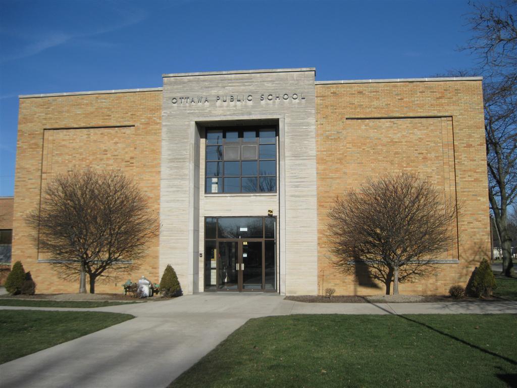 121209 Ottawa Public School 2Ottawa, Ohio (1) Aaron Turner Flickr