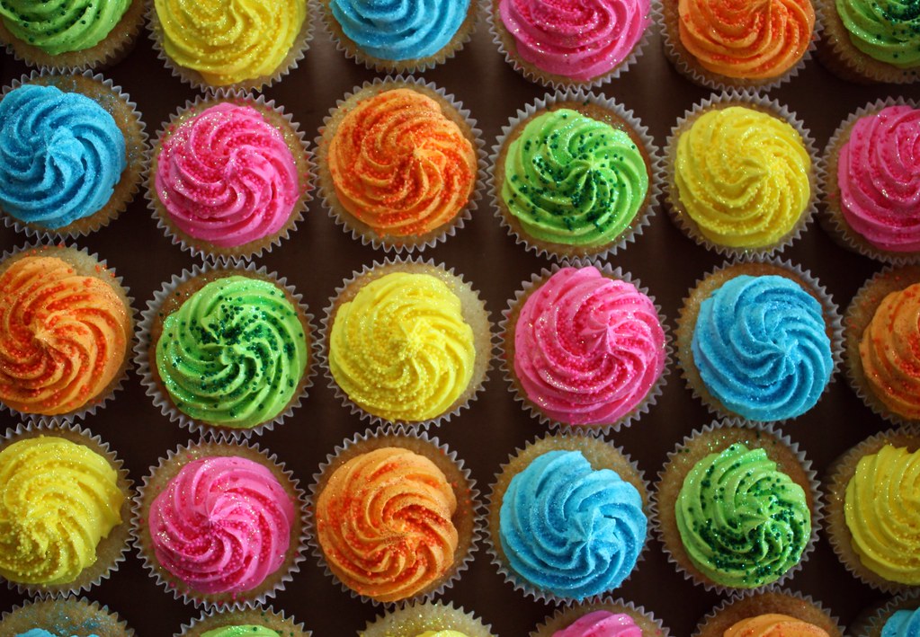 Neon Cupcakes for an 80's Themed Birthday Dozens of Vanill… Flickr