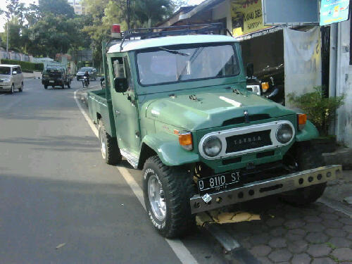 Dijual Toyota Land Cruiser Pick Up (Model FJ45) 1970 Flickr