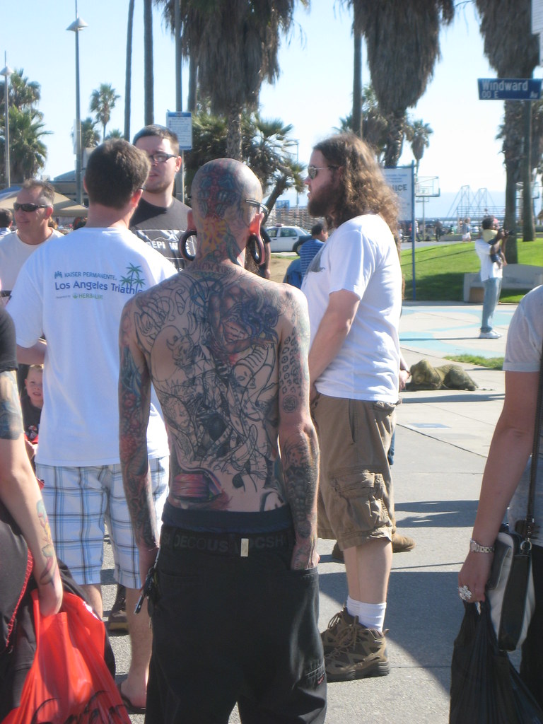 TATTOOS VENICE BEACH CALIFORNIA NOV 1, 2010 155 Vivianne Robinson