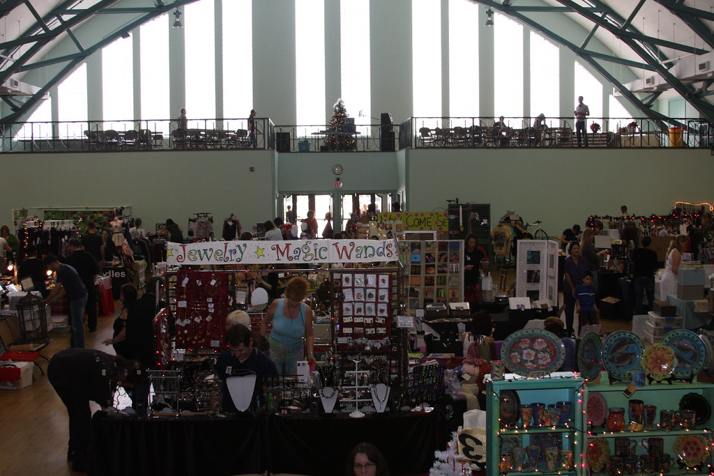 ATOMIC HOLIDAY BAZAAR 405 Adrien Lucas Flickr