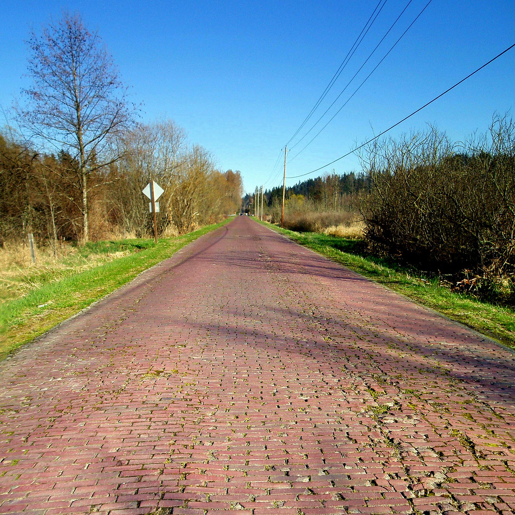 Historic Red Brick Road Redmond WA (CC) Paved with brick… Flickr